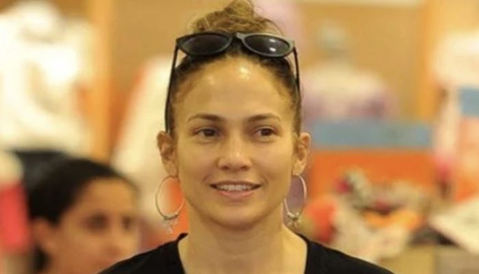 Matured 51 years J. Lo uncovered how she showed up without cosmetics and Photoshop.