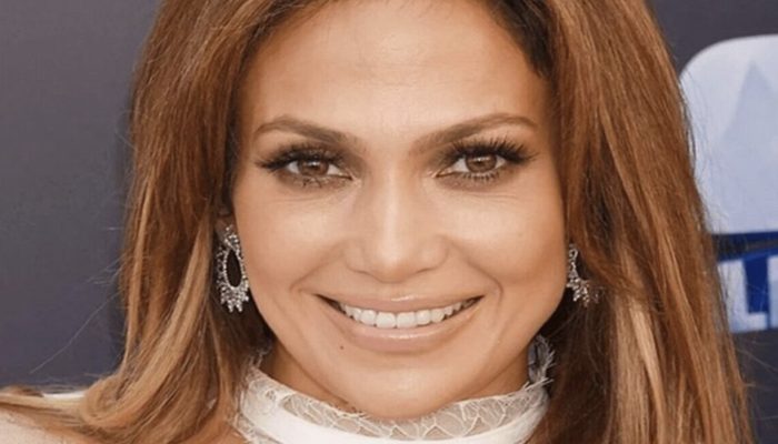 Matured 51 years J. Lo uncovered how she showed up without cosmetics and Photoshop.
