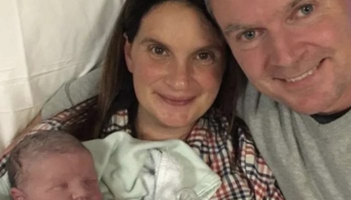 The 22 family members: this 40-year-old British lady brought forth her twentieth kid and they live cheerfully and happily.