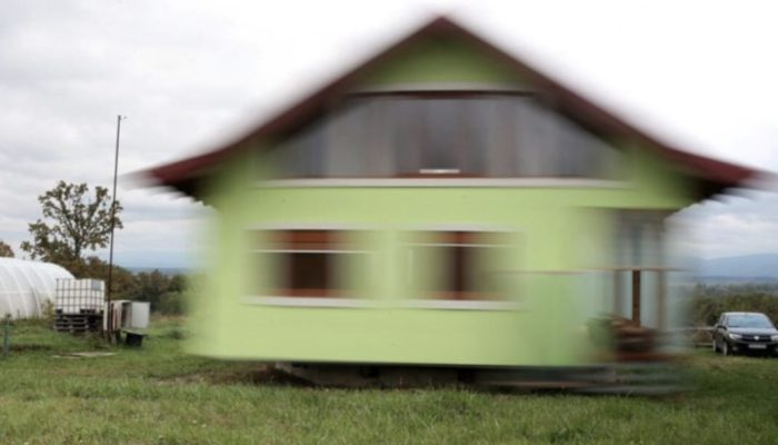 Man builds a house that rotates so his wife can see something new every day. His wife reaction was shocking.