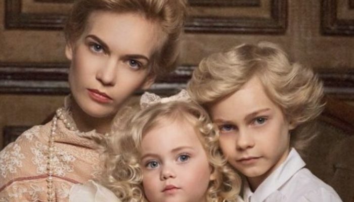 You can see who gave birth to the most beautiful children in the world in this picture.