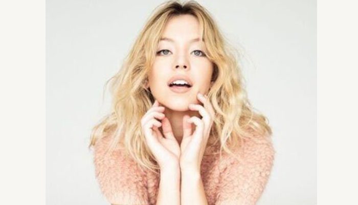 Discover products and the celebrities who share their favorite and necessary lip balms to survive the winter.