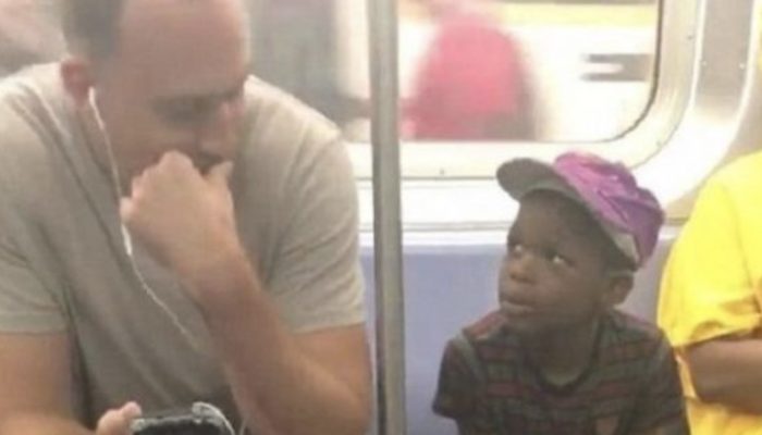 The kind-hearted New York train passenger achieved a young boy's wish. The emotions of the boy was indescribable.