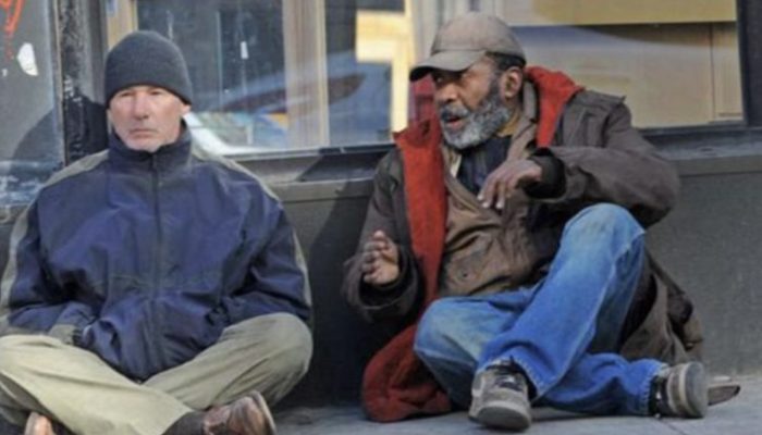 A woman gave a homeless man on the street food, and the following day she learned that the man was Richard Gere.