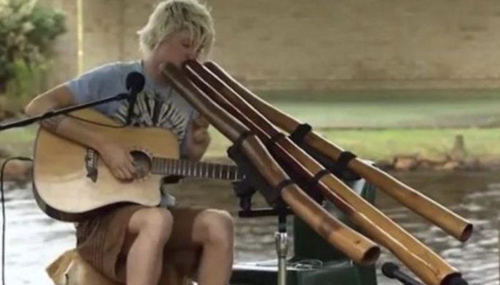 A guitarist has performed at several international events and  has dazzled the crowd with a unique instrument she used.