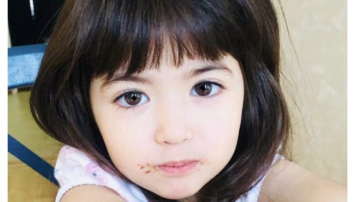 Five years ago, a girl with lovely eyes was born. What really changed about the girl?