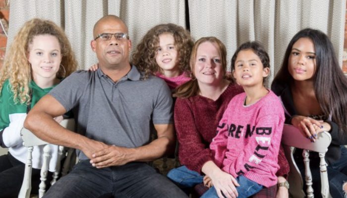 A woman gave birth to identical twins with distinct skin tones, but after seven years, she received another surprise.