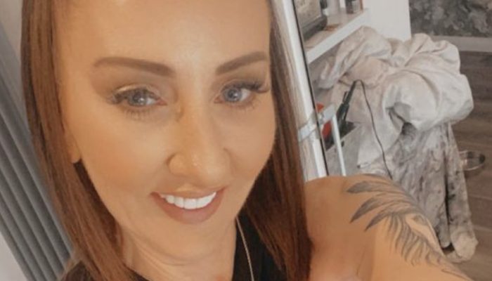 The mother looks unrecognizable after a remarkable transformation. Now he is extremely beautiful after her long-term marriage.