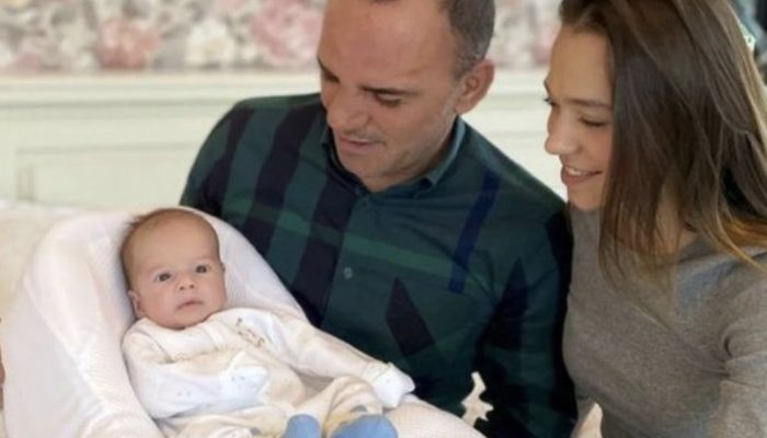 See how many children the couple already has as they try to have the biggest family.