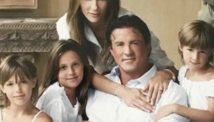 What the adult daughters of famous actor Sylvester Stallone look like. It is worth seeing.