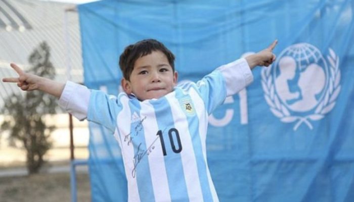 The poor child who made Messi's shirt out of a trash bag now has the actual thing from his favorite player.