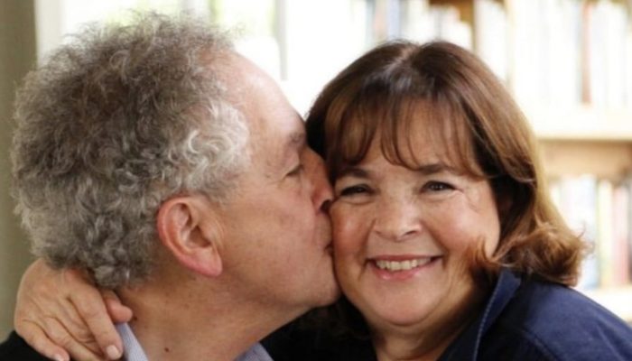 The couple has been married for 53 years. Still Jeffrey keeps sending loving notes.