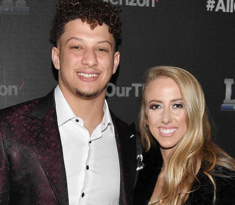 Brittany Mahomes affirme que le nom qu'elle a finalement choisi pour sa fille, Sterling, était "Meant to Be" pour le chien de la famille