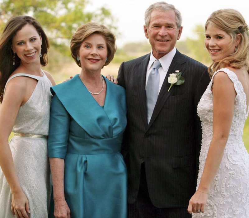 Selon Jenna Bush Hager, Laura et George W. Bush essaient de s'amuser le plus possible avec leurs petits-enfants