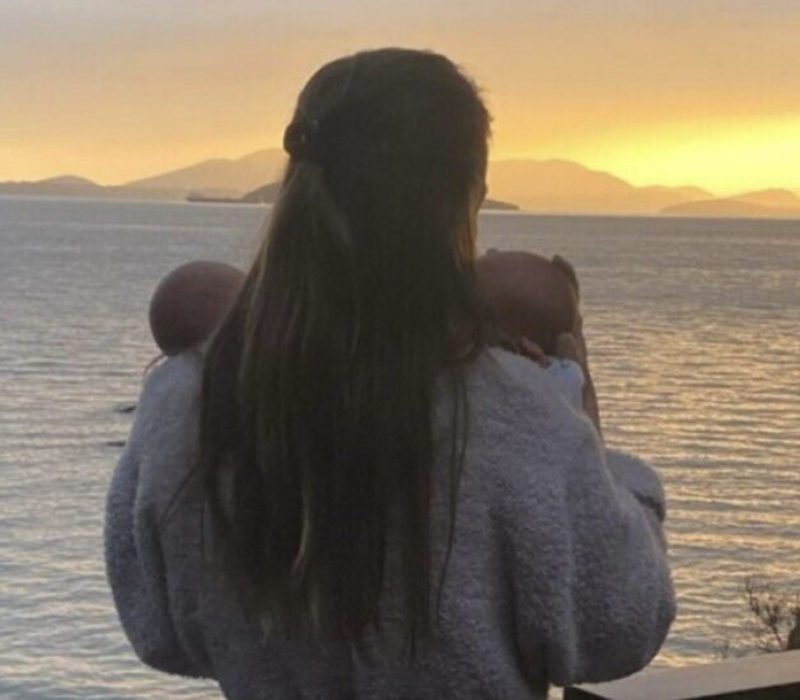 La nouvelle selon laquelle Hilary Swank a donné naissance à des jumeaux a été décrite comme une "publication du pur paradis"