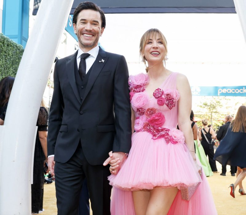Alors qu'ils célèbrent leur premier anniversaire ensemble, Kaley Cuoco et Tom Pelphrey déclarent qu'ils seront toujours reconnaissants