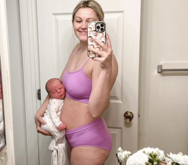 Cette mère n'a pas l'intention de laver son bébé pendant au moins un mois après sa naissance. C'est son choix