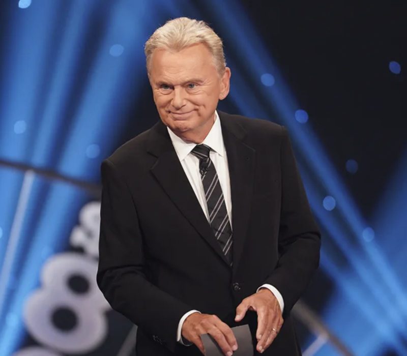 Les téléspectateurs de Wheel of Fortune sont indignés que Pat Sajak ait prétendument "volé" un concurrent de 100 000 $; lisez la suite pour savoir pourquoi ils se sentent de cette façon
