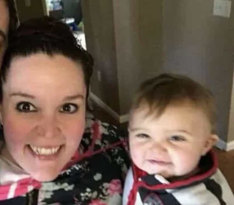 Après avoir vu ses photos de mariage, la femme s'est fermement engagée à retrouver sa forme physique et sa santé