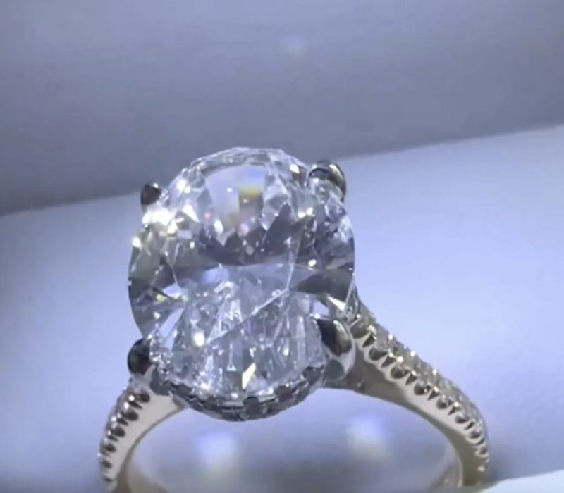 Découvrez la proposition romantique de Xavier Prather, le gagnant de "Big Brother" et la superbe bague en diamant