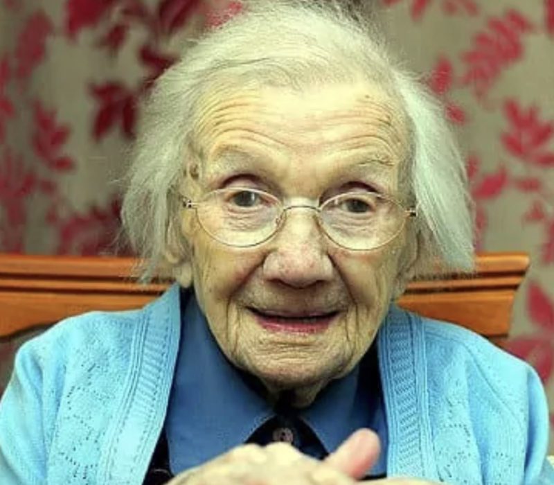 Découvrez le secret d'une longue vie d'une femme de 109 ans qui prétend qu'éviter les hommes est la clé