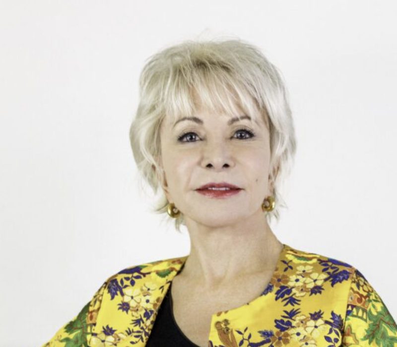 Isabel Allende, à 80 ans, continue de défier les conventions et d'enfreindre les règles. C'est fantastique