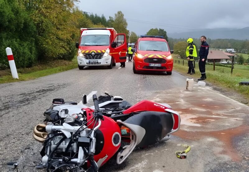 Ma egy szeretett hírességet veszítettünk el egy tragikus autóbalesetben. Az egész világ gyászolja őt, hiszen tehetsége és kedvessége felejthetetlen nyomot hagyott mindannyiunk szívében. Emléke örökké élni fog.