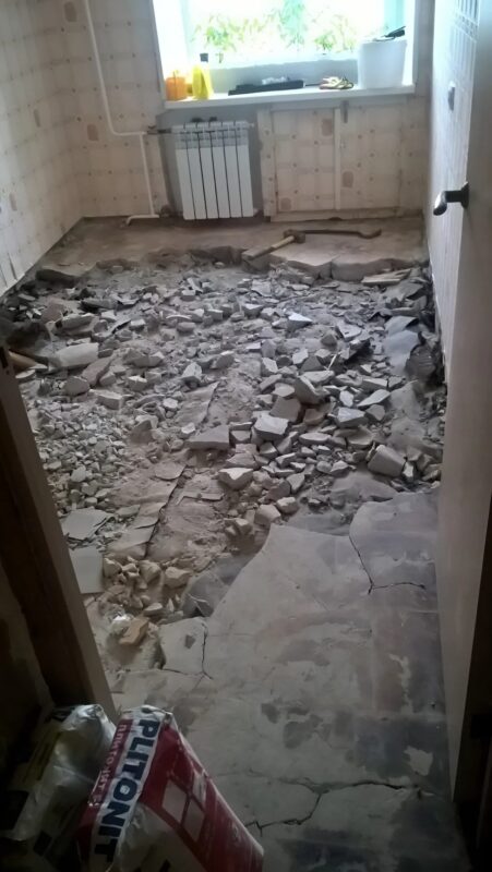 Alex és Daniel sosem gondolták volna, hogy egy egyszerű felújítási munka megváltoztatja az életüket. Ami kezdetben csak extra pénzkereseti lehetőségnek indult, az életre szóló ajándékká vált – egy otthonná és egy új családdá.