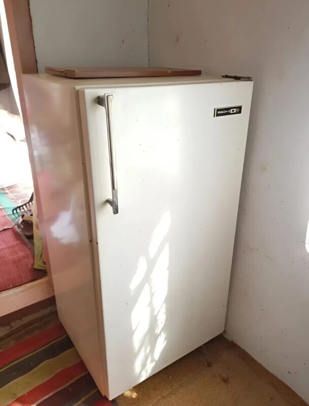 A nagybátyám egy régi hűtőszekrényből egy nagyon hasznos dolgot készített a házba: ezt kapta.