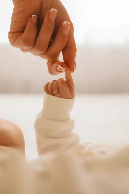Senki sem örökítette meg azt a pillanatot – de ott született a szeretet, győzött az élet, és a csendben csoda történt.