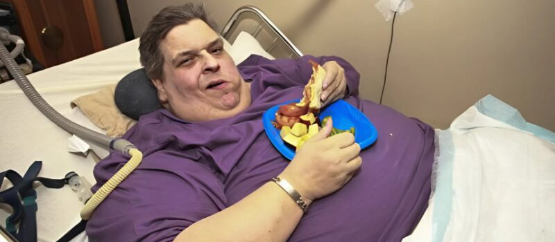 Ez a férfi 400 kilogrammot nyomott, de két év alatt sikerült 320 kilogrammot leadnia, és szinte felismerhetetlenné vált. Meglepődsz majd, amikor meglátod, mivé vált mára.