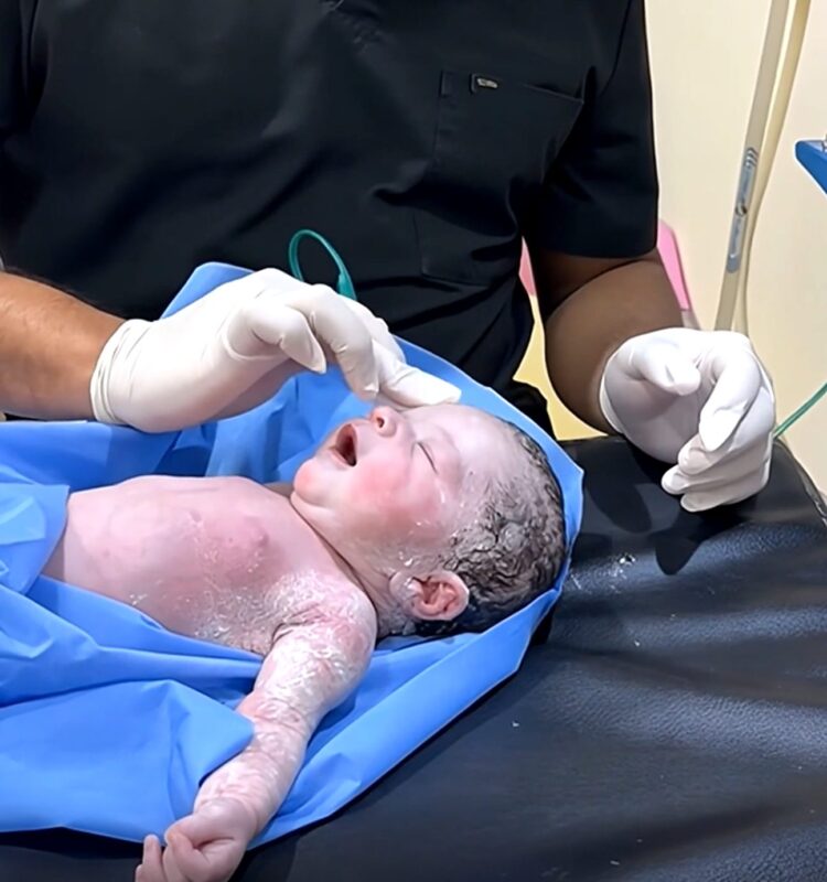 Az orvos tudta azt, amit még soha nem látott, és a története megdöbbentette az egész várost.